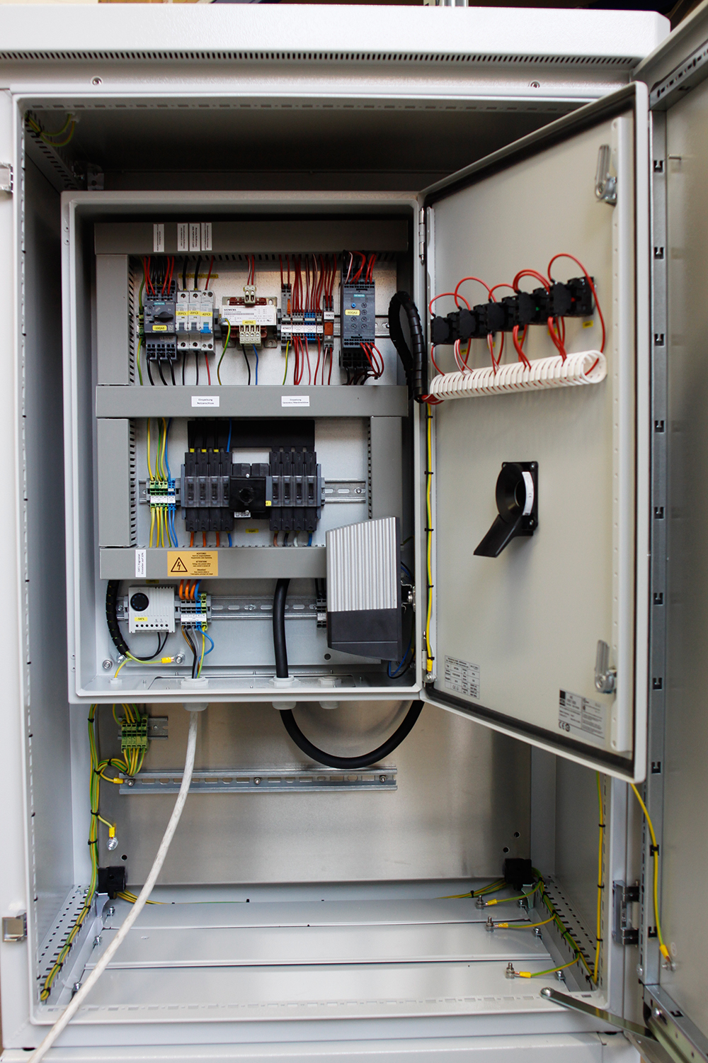 Control Cabinet interior view